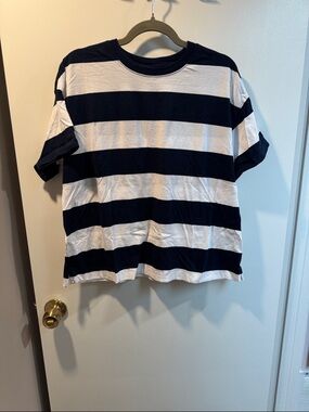Women’s Navy & White Wide-Stripe Short Sleeve Tee